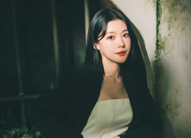 李瑩珠是擁有國際專業證照的美容專家，在台開設2間韓式霧眉店。隻魚文創提供