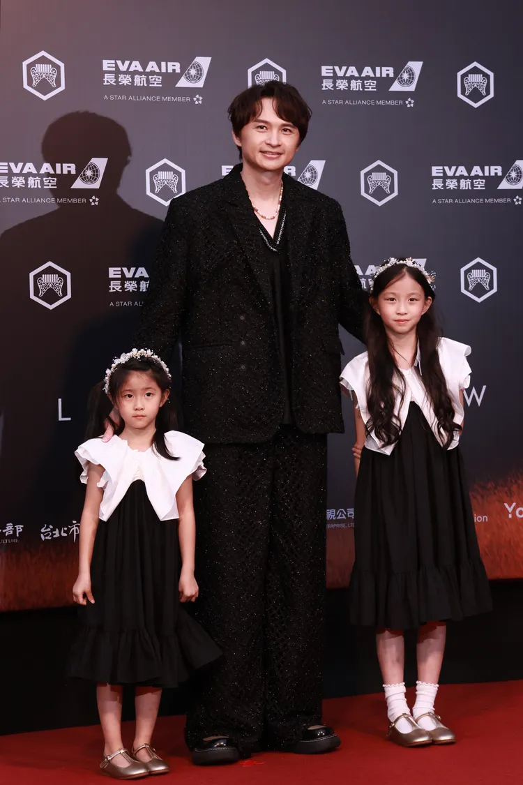 陳建瑋兩個寶貝女兒陪走紅毯。彭欣偉攝