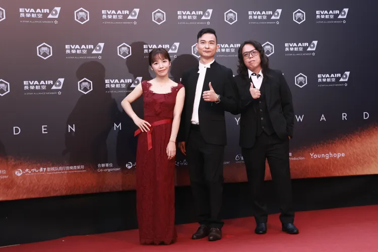 秋林（中）有信心奪下最佳客語歌手獎。彭欣偉攝