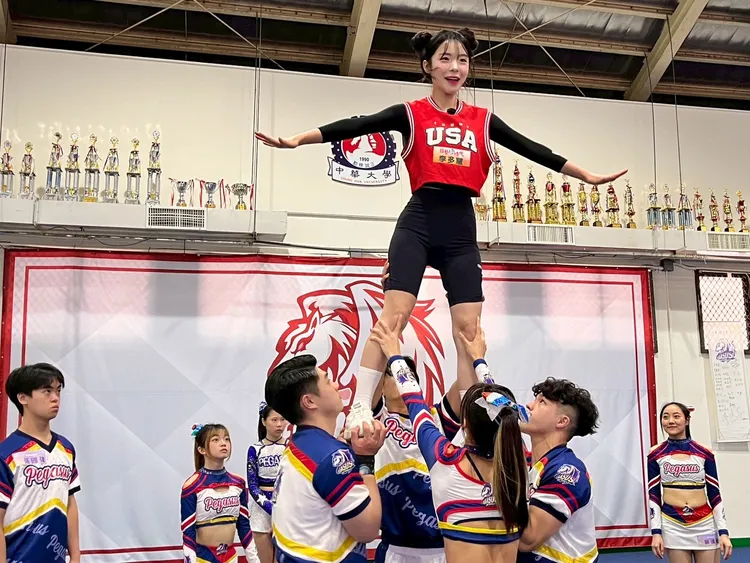 李多慧表示，平常跳的是可愛舞風，這種競技型啦啦隊對她是全新挑戰。民視提供
