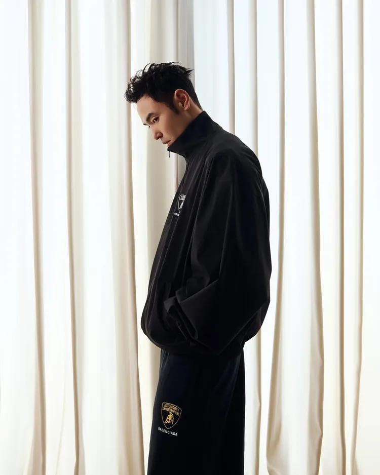 阮經天出席活動時選穿BALENCAGA與藍寶堅尼聯名系列。翻攝阮經天IG