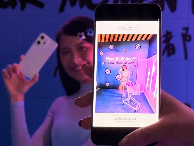 加入全新「AI閃光影像」讓低光源也能ㄞ