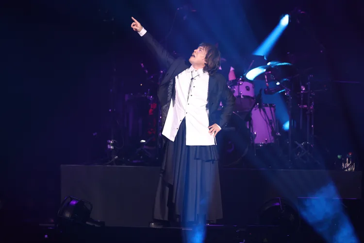 伍佰舞台魅力迷人。彭欣偉攝