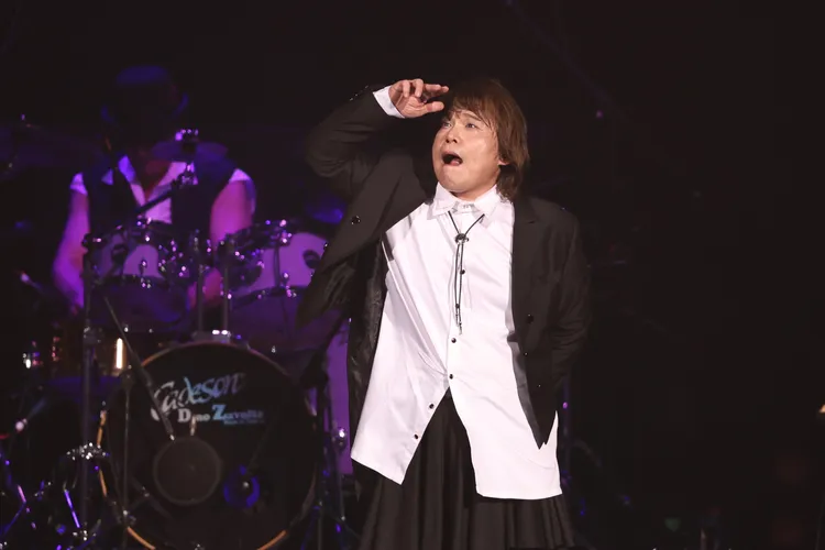 伍佰開唱表情豐富。彭欣偉攝