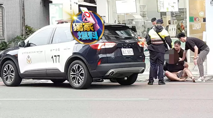 苗栗刑大及台中轄區警方前天（5日）傍晚在東興路一段誘捕逮捕涉及毒品、侵佔、詐欺等案件的邱男。民眾提供