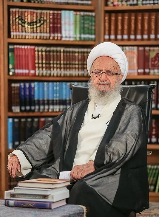 98歲的什葉派權威領袖瑟拉茲在教內地位極為崇高。翻攝wiki/Naser Makarem Shirazi