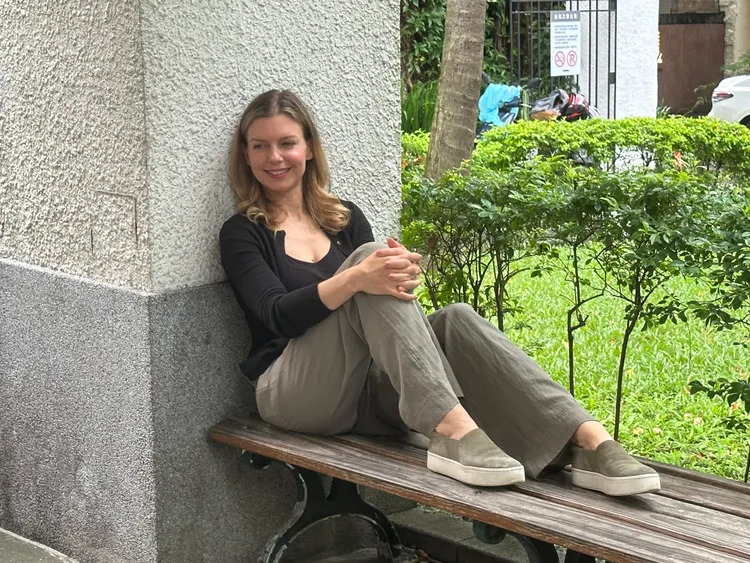 葛靜文。黃閔攝