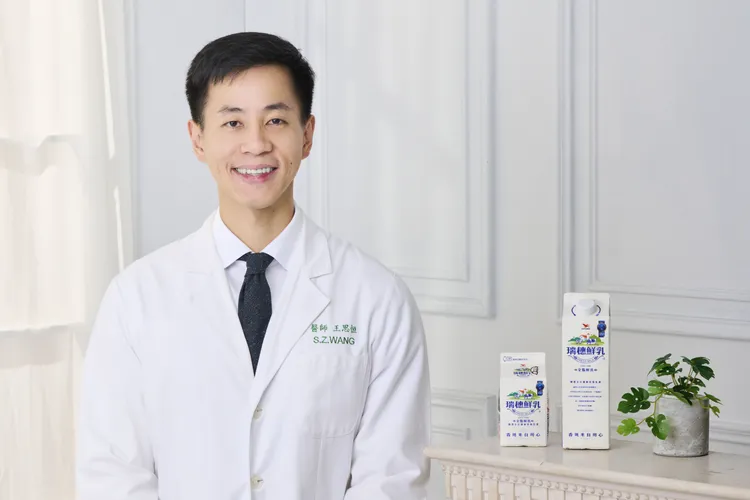 運動族及外食族都需要天天喝鮮乳，補足不夠的蛋白質及鈣質。