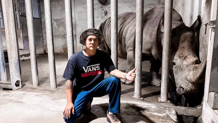 竇智孔認養動物，希望孩子從小學會尊重生命。本人提供