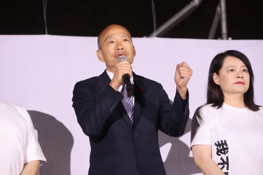 凱道15萬人反罷免!韓國瑜喊「藍委為民主賣命」 轟綠大屠殺式罷免