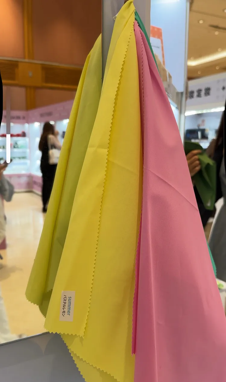 現場有專業四季色彩診斷。張家玲攝