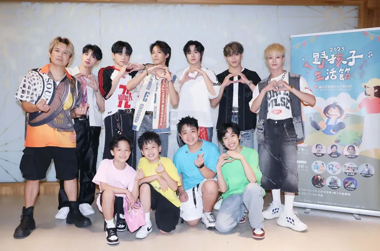 羅文裕（左）《野孩子生活節》精神就是「與家人同歡」。台北市客家文化基金會提供