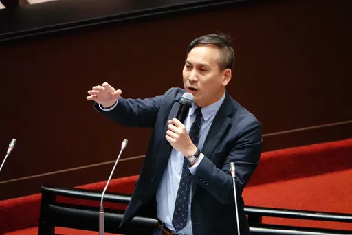 黃捷為罷免轟他不到立院開會 葉元之秀官方數據狠打臉