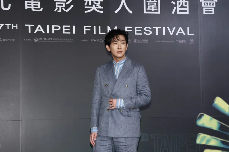 施名帥虧曾國城。彭欣偉攝