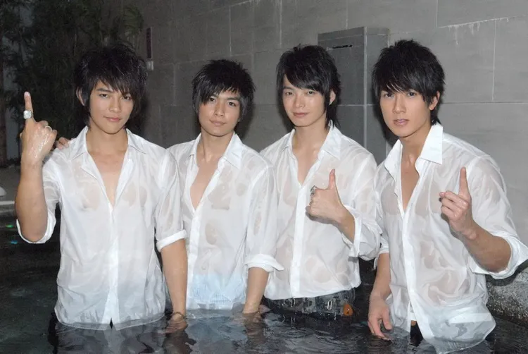 粉絲紛紛求五月天復活飛輪海。華研提供