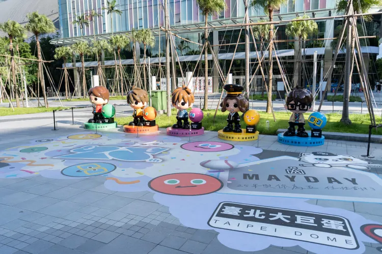 MAYDAYLAND反應熱烈，戶外藝術裝置將延長到七月底。相信音樂提供