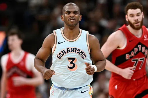 NBA震撼弹!保罗加盟快艇 生涯最后一次拚冠