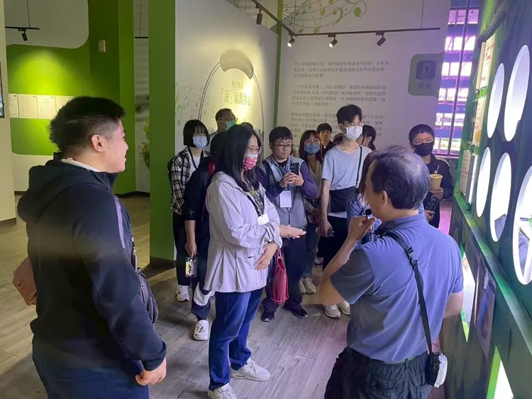 實際走訪桃園在地企業。青年局提供