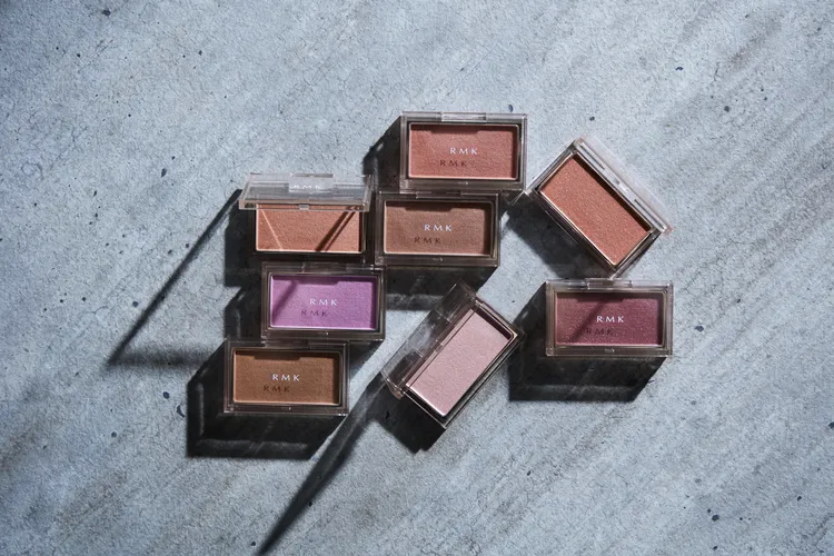 RMK透光立體頰彩，各1250元。品牌提供