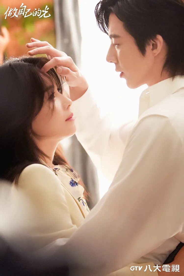 劉濤（圖左）與劉宇寧（圖右）合作默契十足。八大電視提供