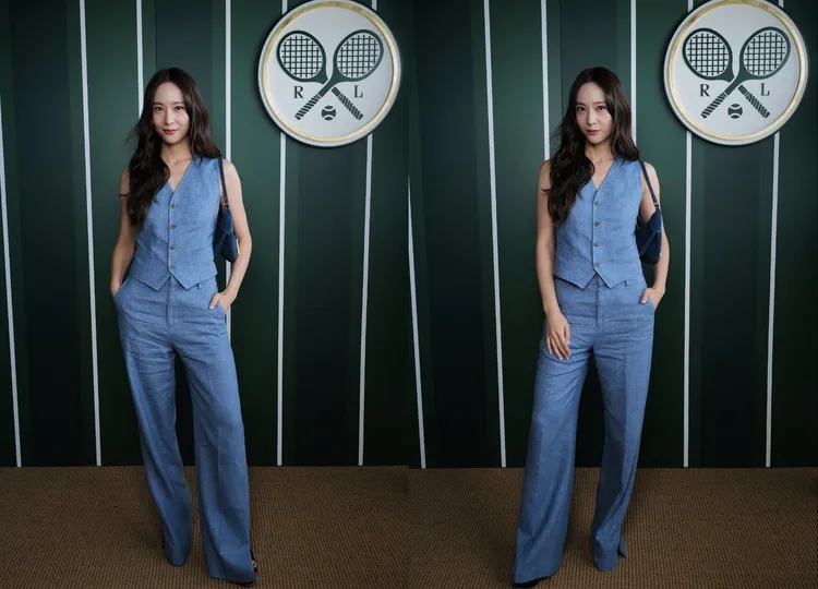 鄭秀晶換上RALPH LAUREN單寧套裝配上丹寧肩背包，造型俐落高雅。品牌提供