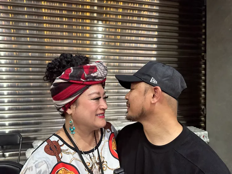 紀曉君今被拱與老公玩親親。林丞偉攝林丞偉攝