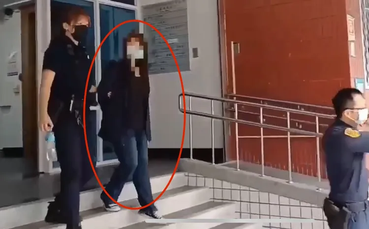 張姓女車手(左二)快得手贓款200萬元，半路殺出程咬金，立即從天堂掉落地獄。翻攝畫面