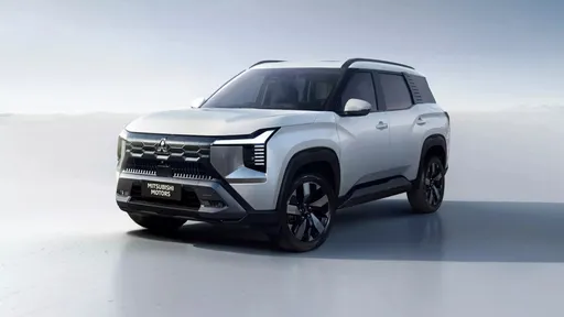三菱Destinator七人座中型SUV印尼首發 Xforce衍生車型未來或有望導入國產