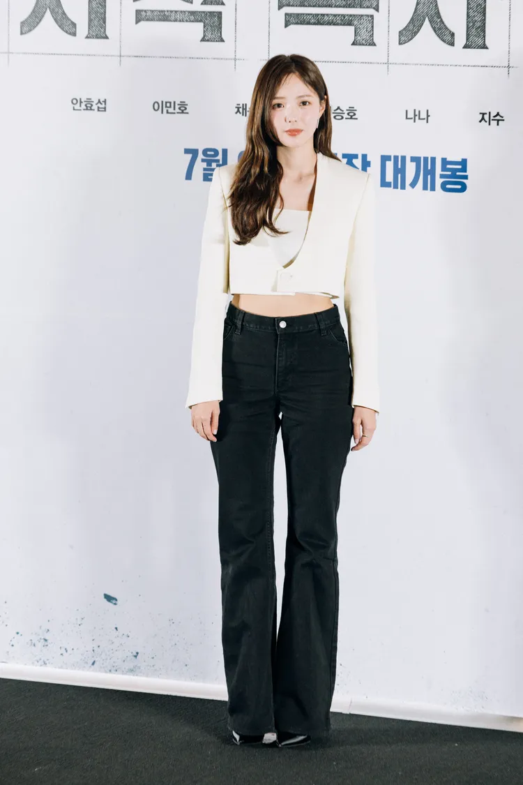 蔡秀彬小露美腰。采昌提供