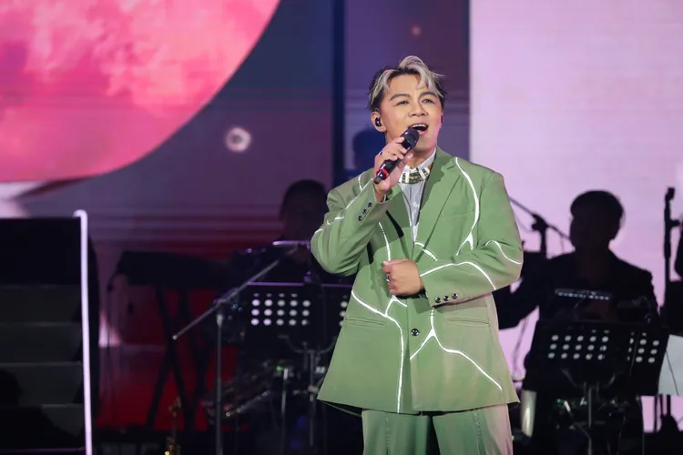 曾瑋中擔任陳怡婷演唱會嘉賓。寶吉祥集團提供