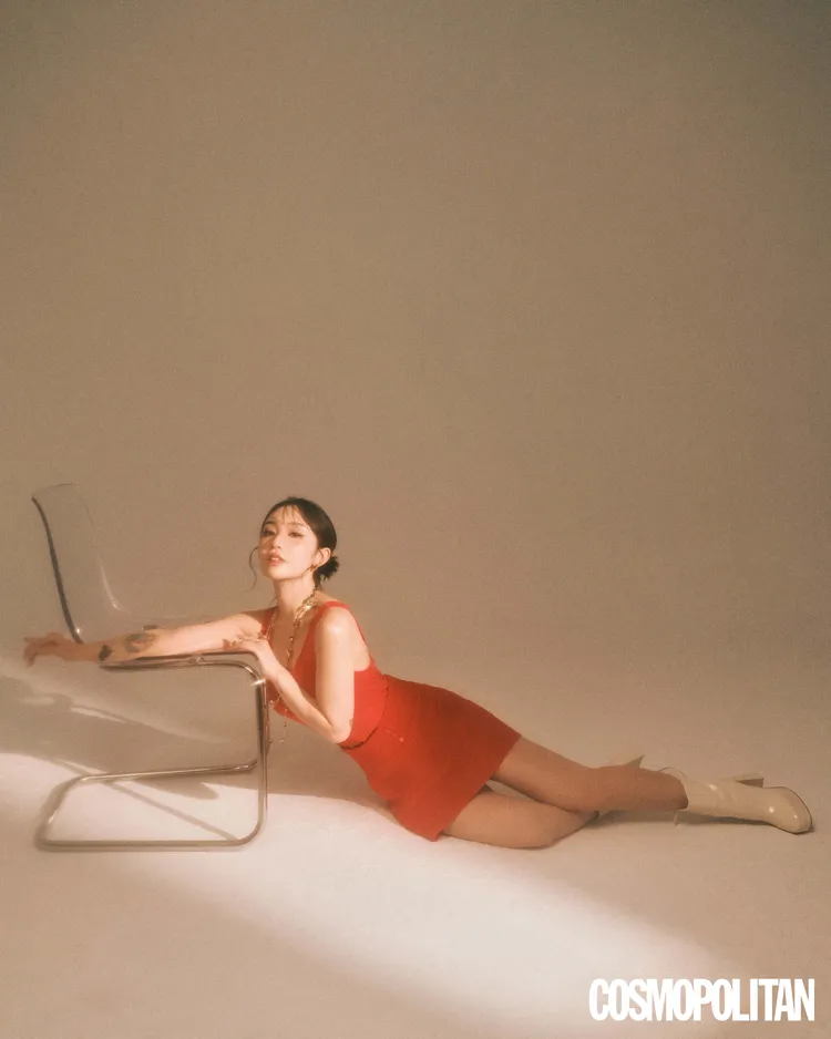  陳芳語拍攝《COSMOPOLITAN》封面。《COSMOPOLITAN》提供