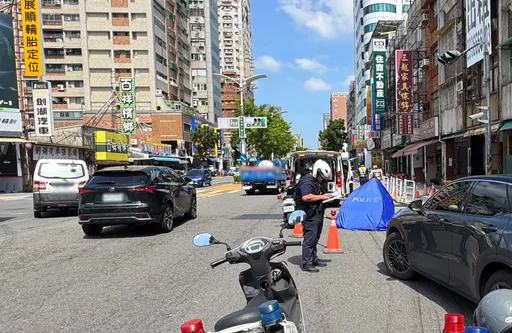 超驚悚!高雄老伯遭曳引車輾斃 70歲男子闖禍:沒發現前方有車