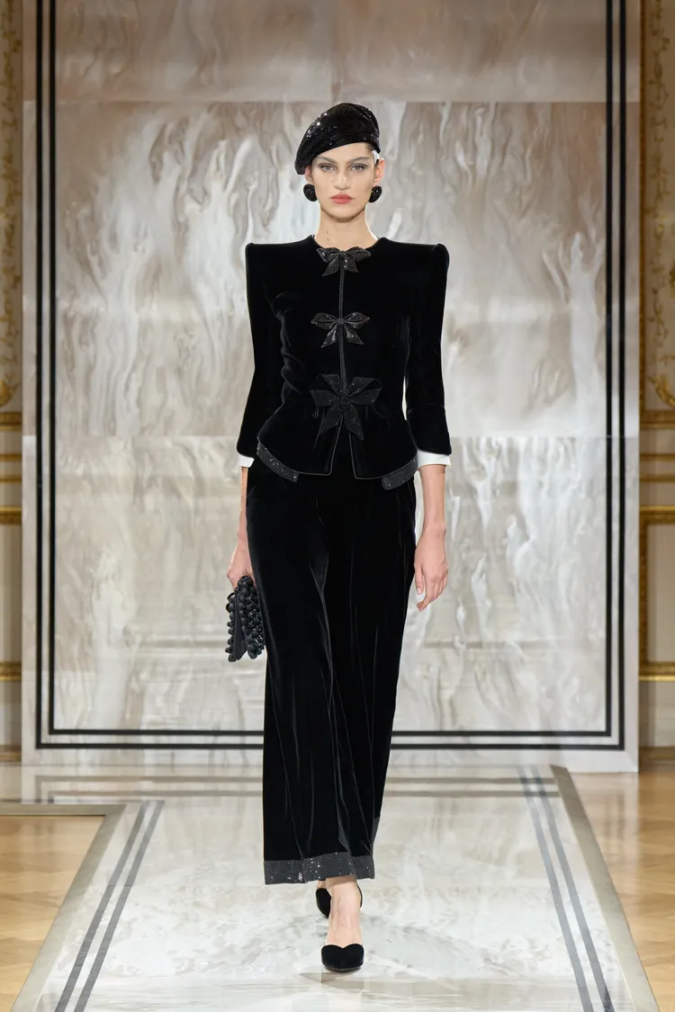 Giorgio Armani Privé 2025秋冬系列。品牌提供