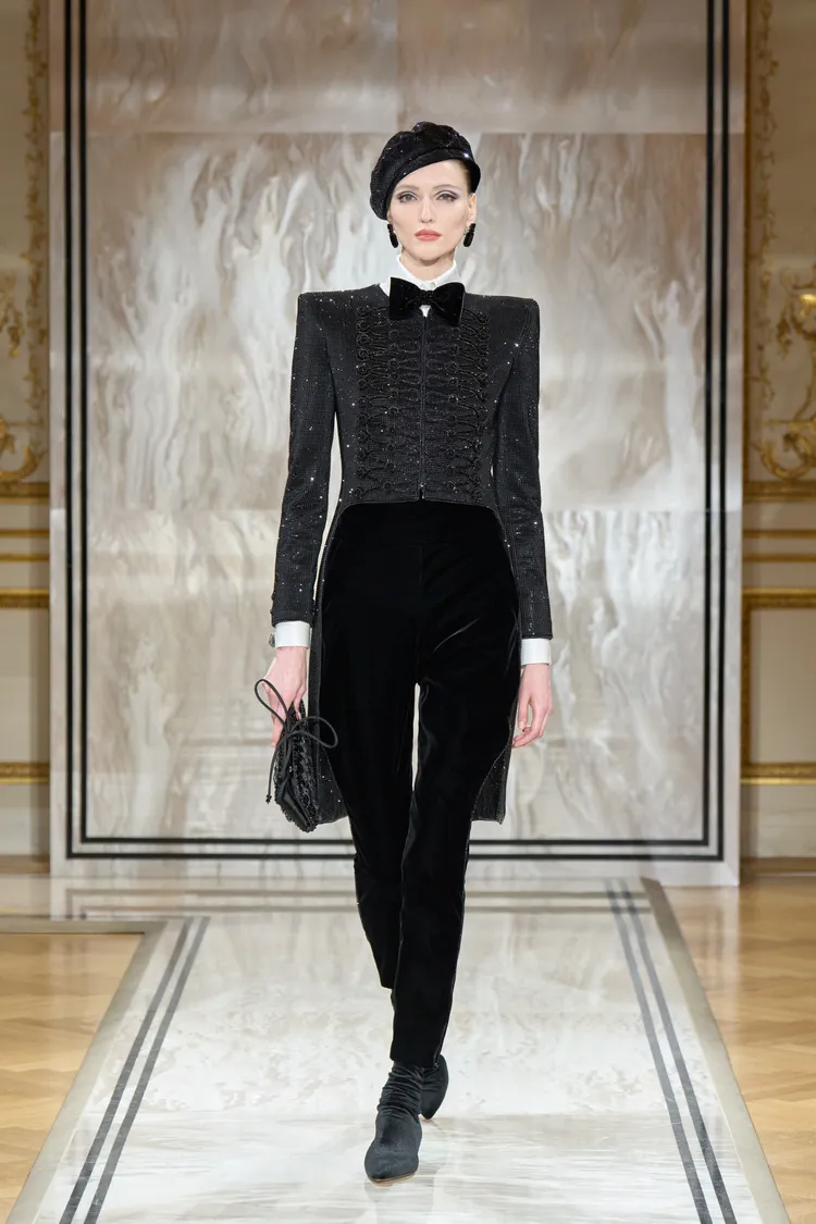 Giorgio Armani Privé 2025秋冬系列。品牌提供