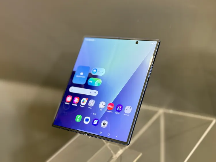 支援10-bit HDR技術，讓螢幕體驗更精細。趙筱文攝