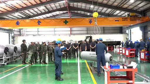 漢光演習海軍布雷操演 總統賴清德赴高雄登艇視導