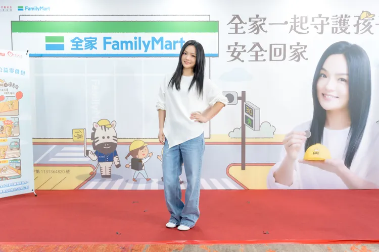 徐佳瑩談到好友病況。