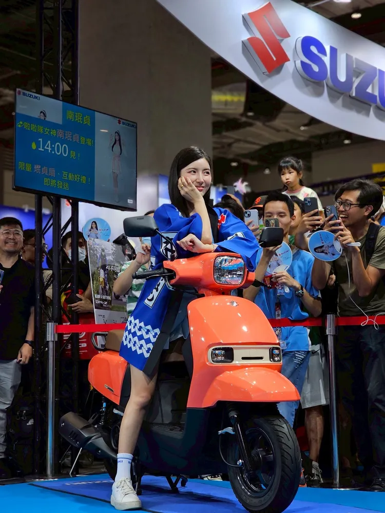 SUZUKI 表示，藉由與南珉貞的跨界合作，希望向更多年輕族群傳遞品牌一貫堅持的創新、活力與貼近人心的精神。業者提供