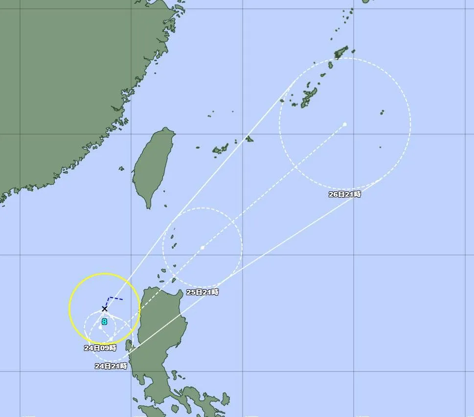 台风「竹节草」未来预计将大回转登陆菲律宾。翻摄《台湾台风论坛|天气特急》脸书