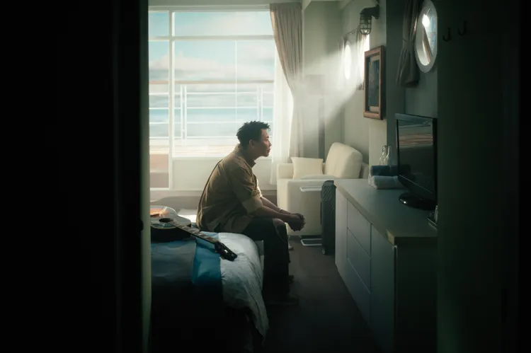 陶喆生日當天開啟第8張錄音室專輯《STUPID POP SONGS》精裝、平裝實體版預購。偉大文化提供