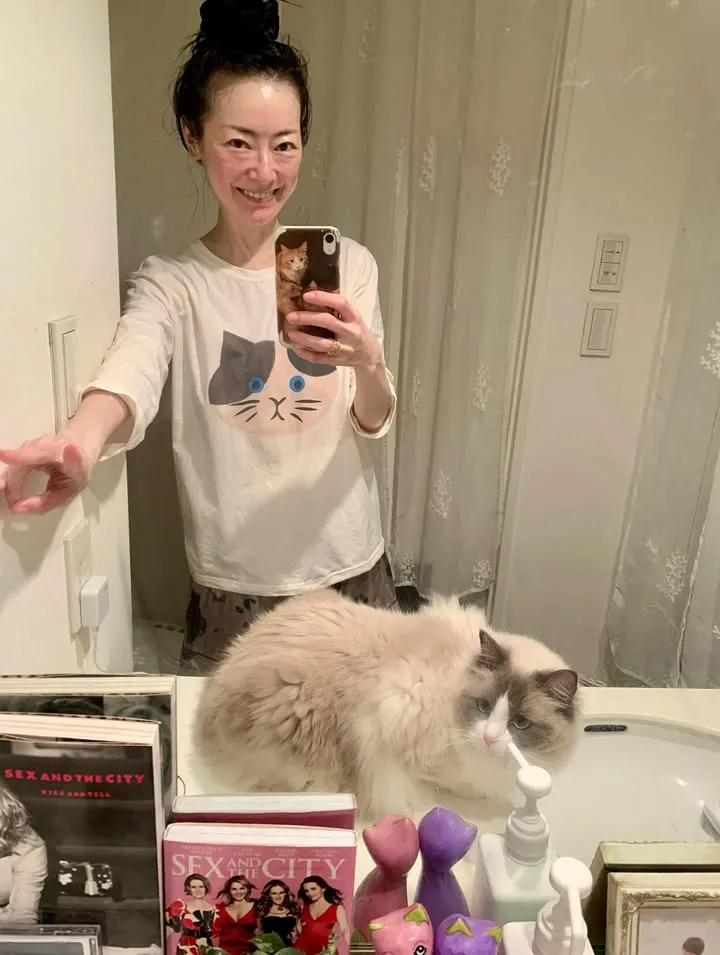遠野凪子幾乎每天都會曬出愛貓。翻攝遠野凪子IG