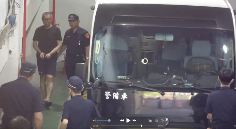 柯文哲今（1）日出庭。讀者提供