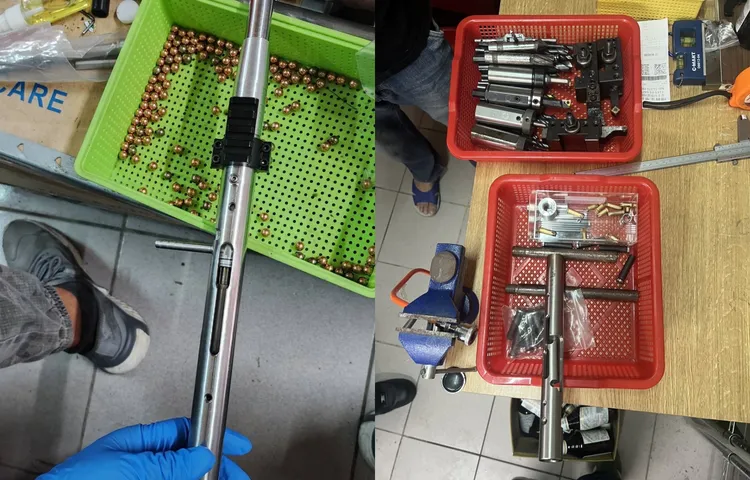 警方搜出大批改造槍械工具、零件。翻攝畫面