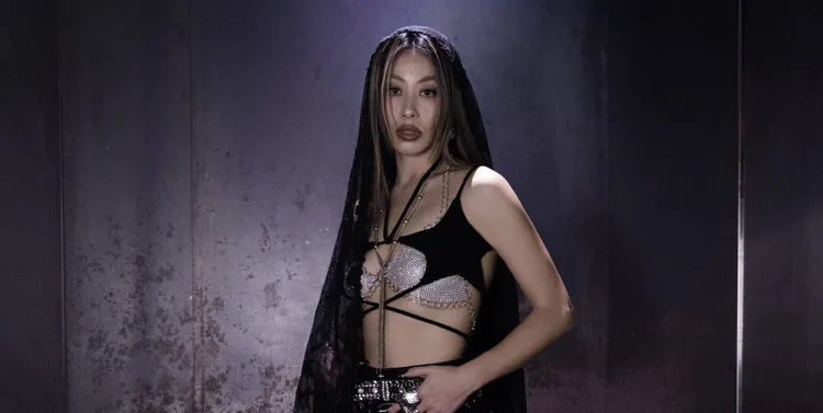 蔡詩芸不吝嗇展現自己的好身材。人見人愛娛樂提供