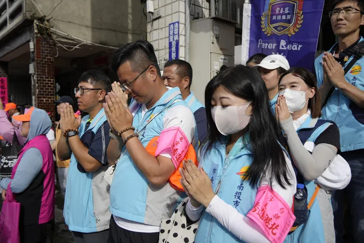 南投市長張嘉哲（左）與妻子黃佳鈴（右）。翻攝張嘉哲臉書