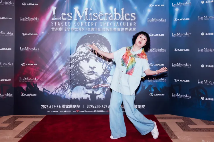 王月被震撼。寬宏藝術提供