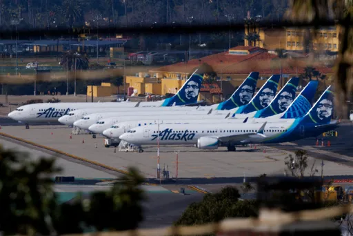 惊!阿拉斯加航空「全面停飞」原因不明 提醒旅客注意一事