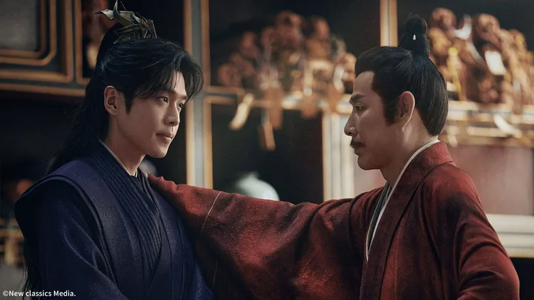 張若昀第一季得知陳道明是親生父親後，兩人在第二季將會如何互動成為一大看點。中天娛樂台提供