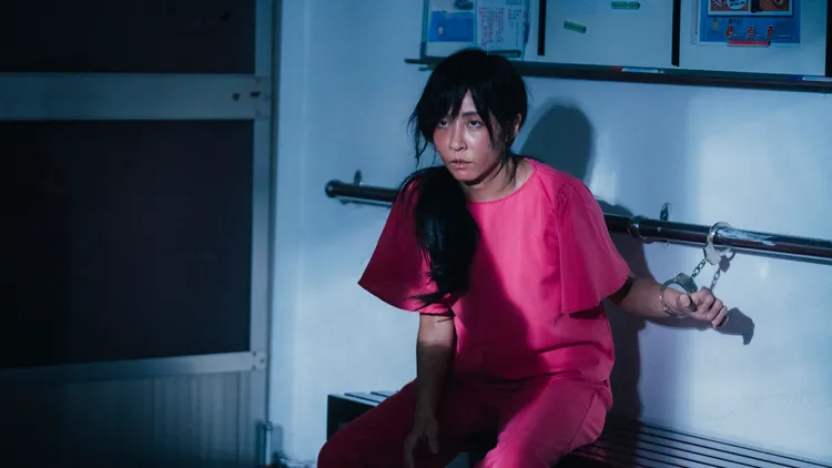 林雨葶演出長期酗酒、情緒失控的小三。大愛提供