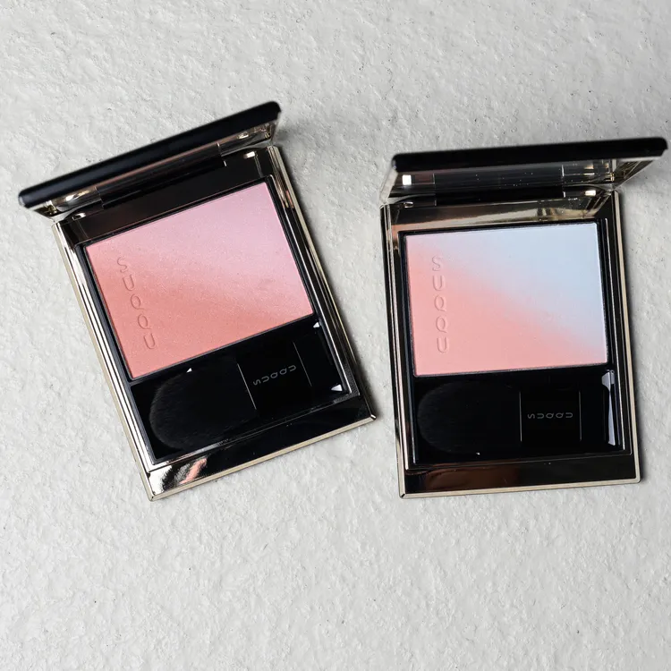 SUQQU晶采柔艷頰彩，各2200元。品牌提供